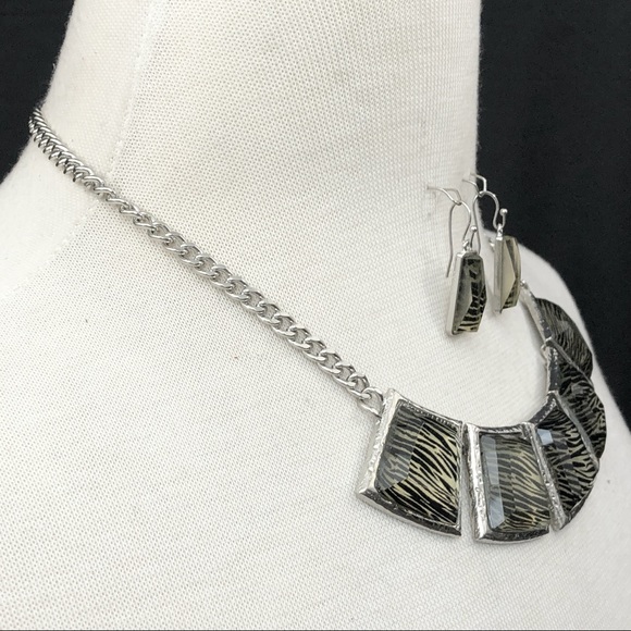 Zebra Necklace Zebra Necklace Zebra Necklace Zebra Necklace Zebra Necklace Zebra - Picture 2 of 3